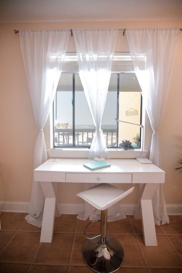 Seashell Escape Apartment Наваре Екстериор снимка