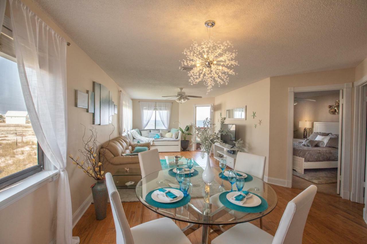 Seashell Escape Apartment Наваре Екстериор снимка